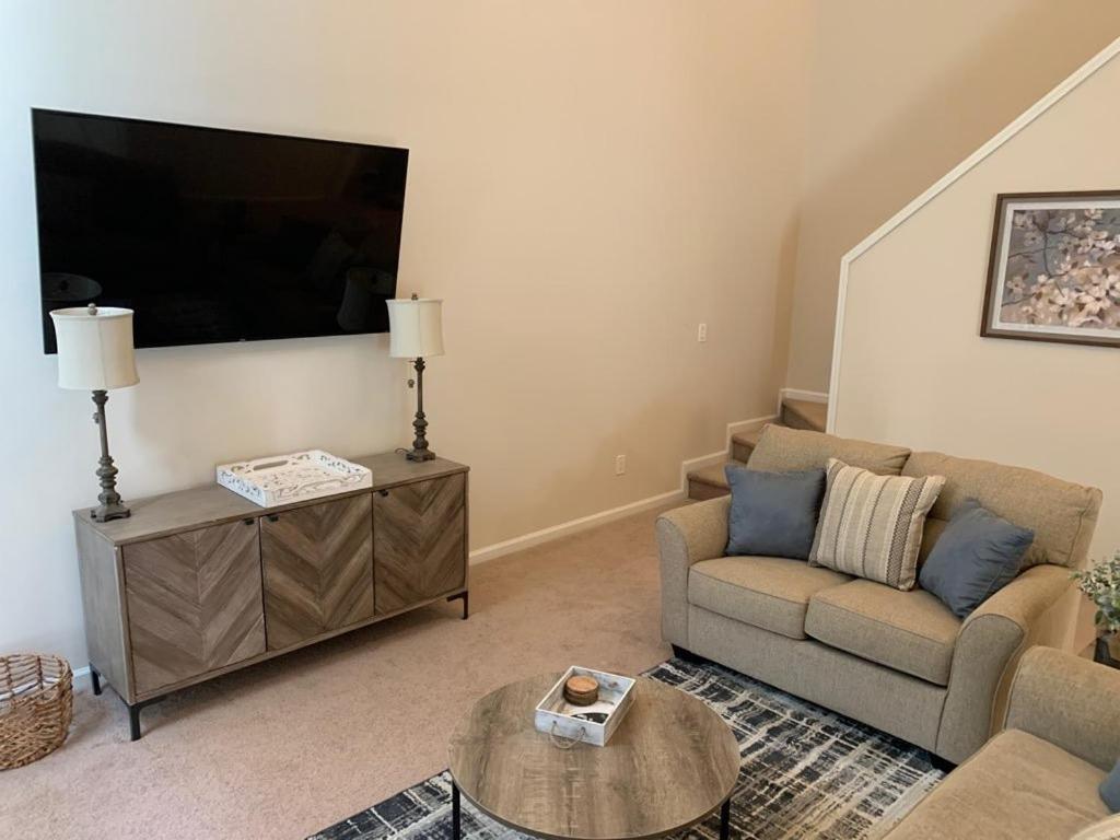 Enjoy This Amazing Home With Porch & Grill Near Dt Woodstock Zimmer foto