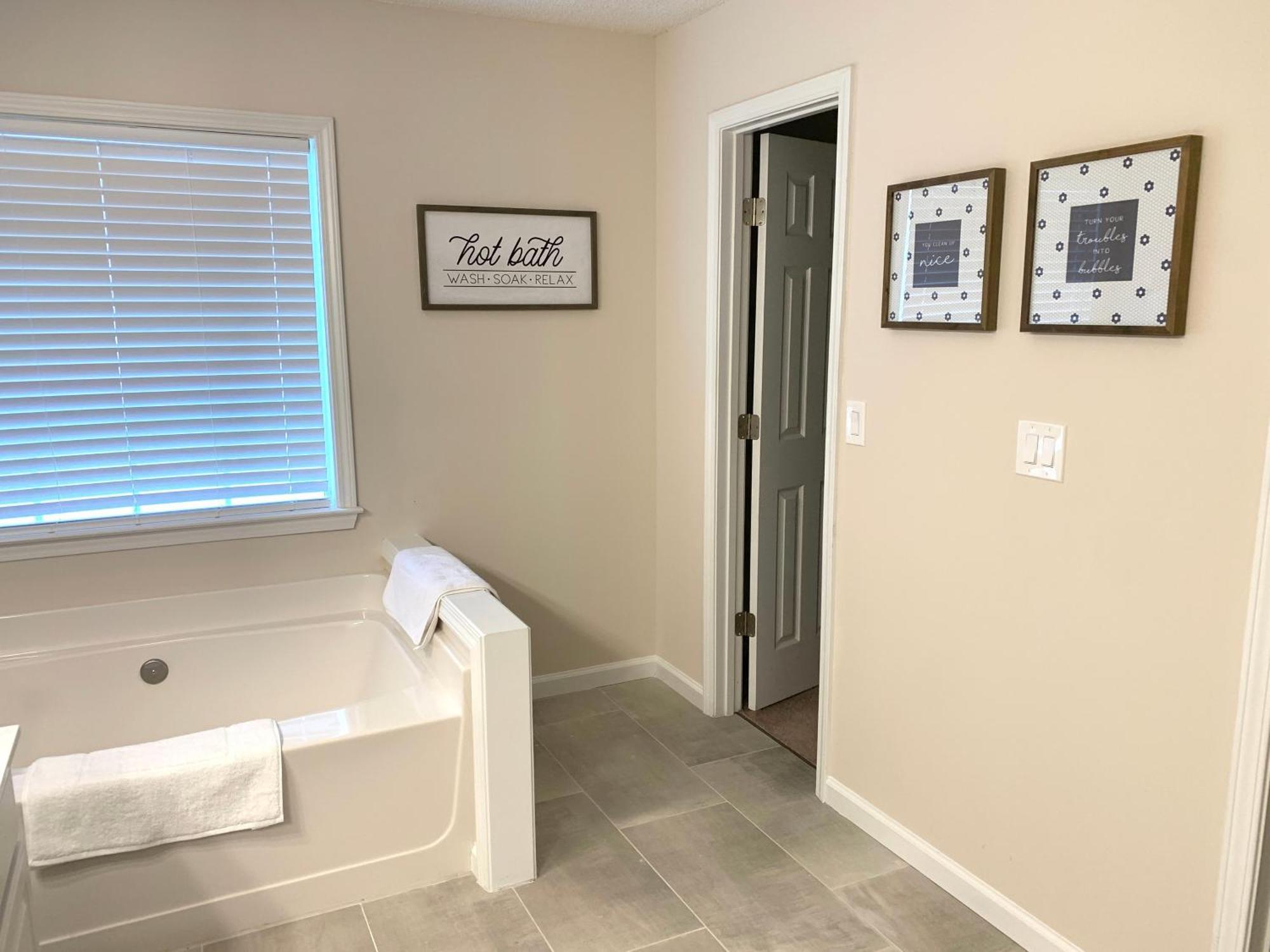 Enjoy This Amazing Home With Porch & Grill Near Dt Woodstock Zimmer foto