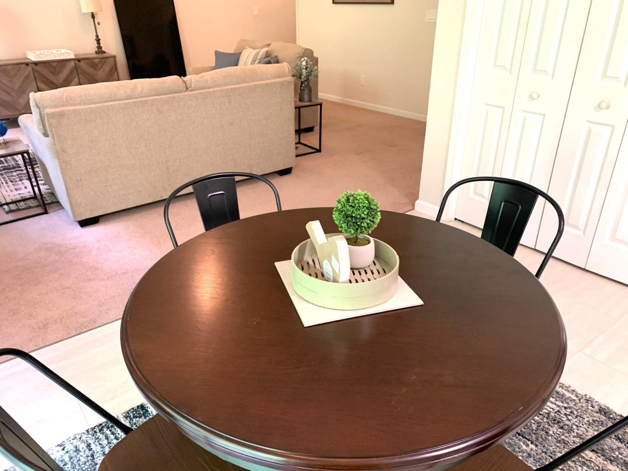 Enjoy This Amazing Home With Porch & Grill Near Dt Woodstock Zimmer foto